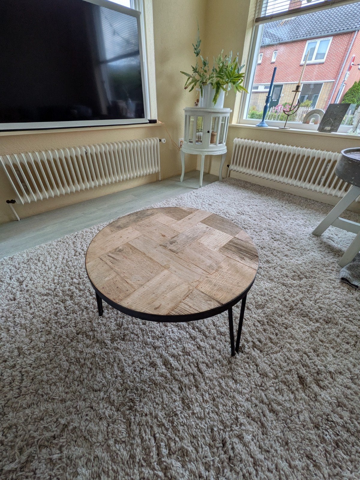 Bijzettafel salontafel hout en staal, Ophalen, Rond