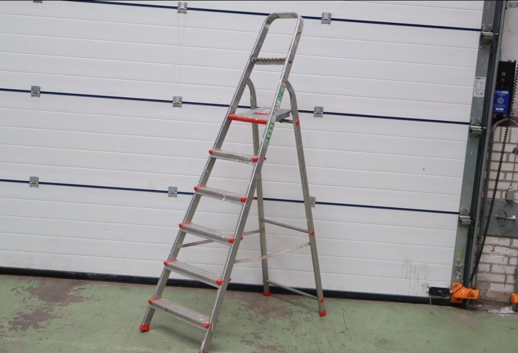 Altrex Steiger S506 - 6 treden, Gebruikt, Trap, Ophalen of Verzenden, Opvouwbaar of Inschuifbaar