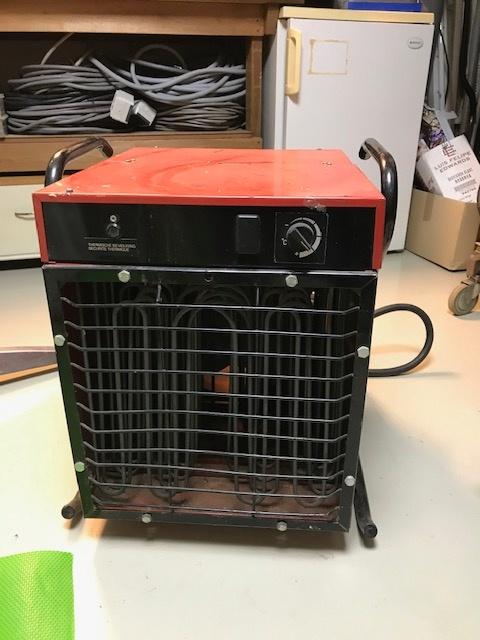 werkplaatskachel, Doe-het-zelf en Verbouw, Verwarming en Radiatoren, Ophalen, 30 tot 80 cm, Gebruikt, Cv-ketel of Combi-ketel