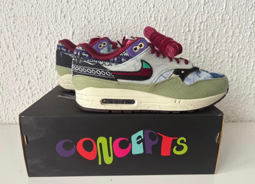 Nike Air Max 1 Concepts Mellow deadstock maat 43, Kleding | Heren, Schoenen, Ophalen of Verzenden, Zo goed als nieuw, Overige kleuren