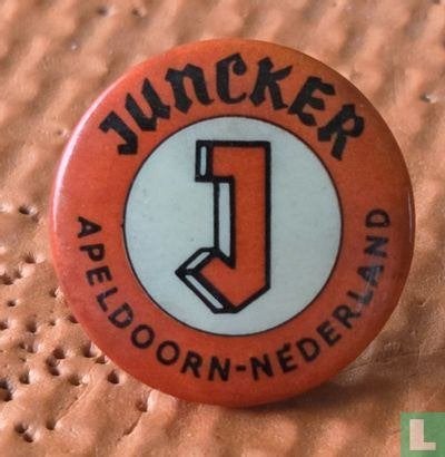 Button - Juncker Apeldoorn-Nederland, Ophalen of Verzenden, Zo goed als nieuw, Merk, Speldje of Pin