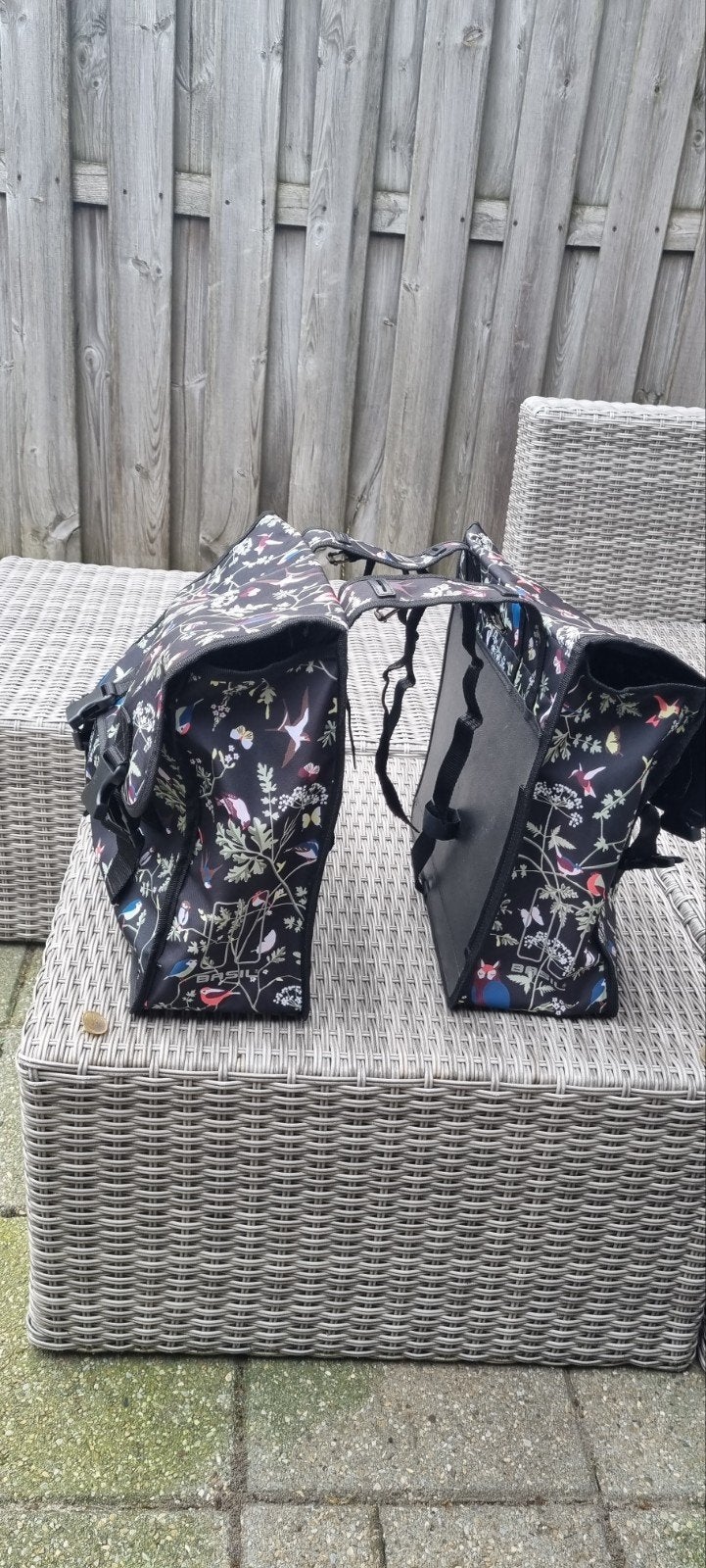 Fietstassen Basil zwart met print, Ophalen of Verzenden, Zo goed als nieuw, Basil