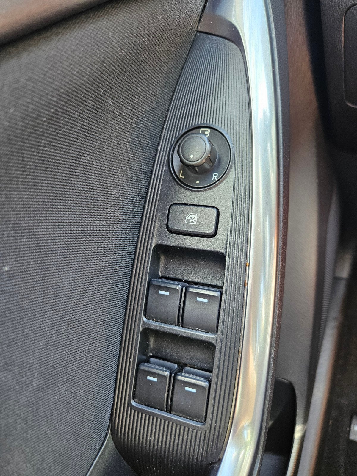 Foto 12 van Mazda CX-5 2.0 121KW 2WD 2013 Zwart