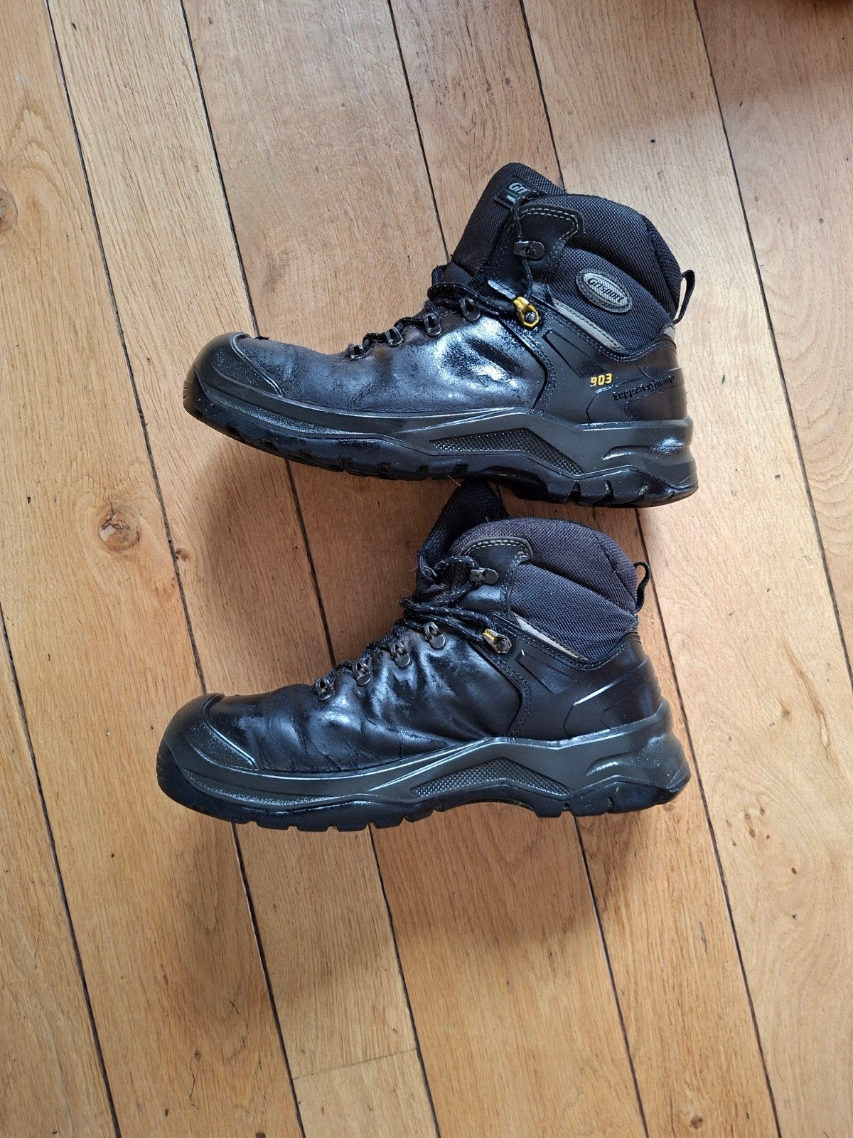 Werkschoenen maat 45, Ophalen of Verzenden, Zo goed als nieuw