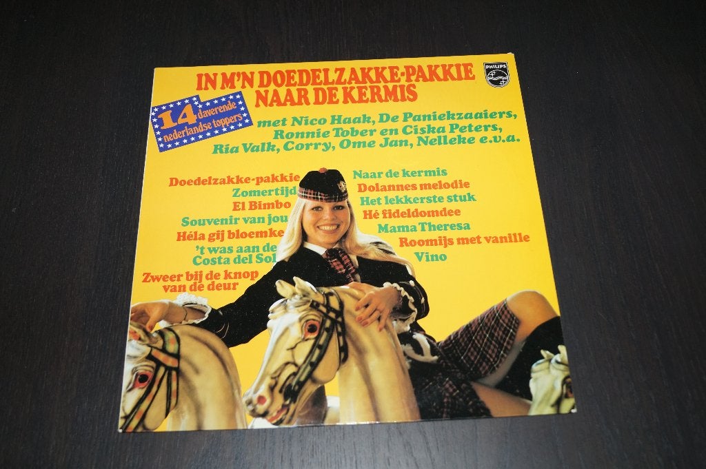 LP In m'n doedelzakke-pakkie naar de Kermis - 14 NL Hits, Ophalen, LP, Pop, Zo goed als nieuw