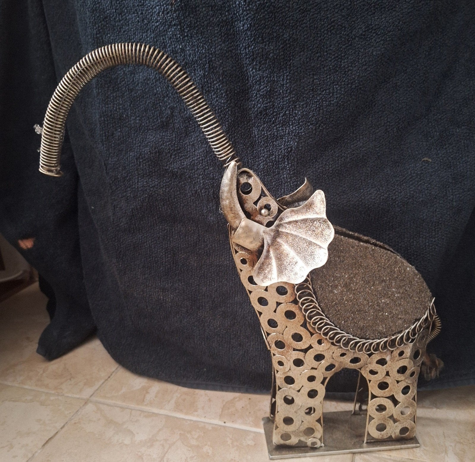 Metalen olifant sculptuur - Uniek handgemaakt kunstwerk, Ophalen of Verzenden, 20 - 50 cm, Beeld, Modern