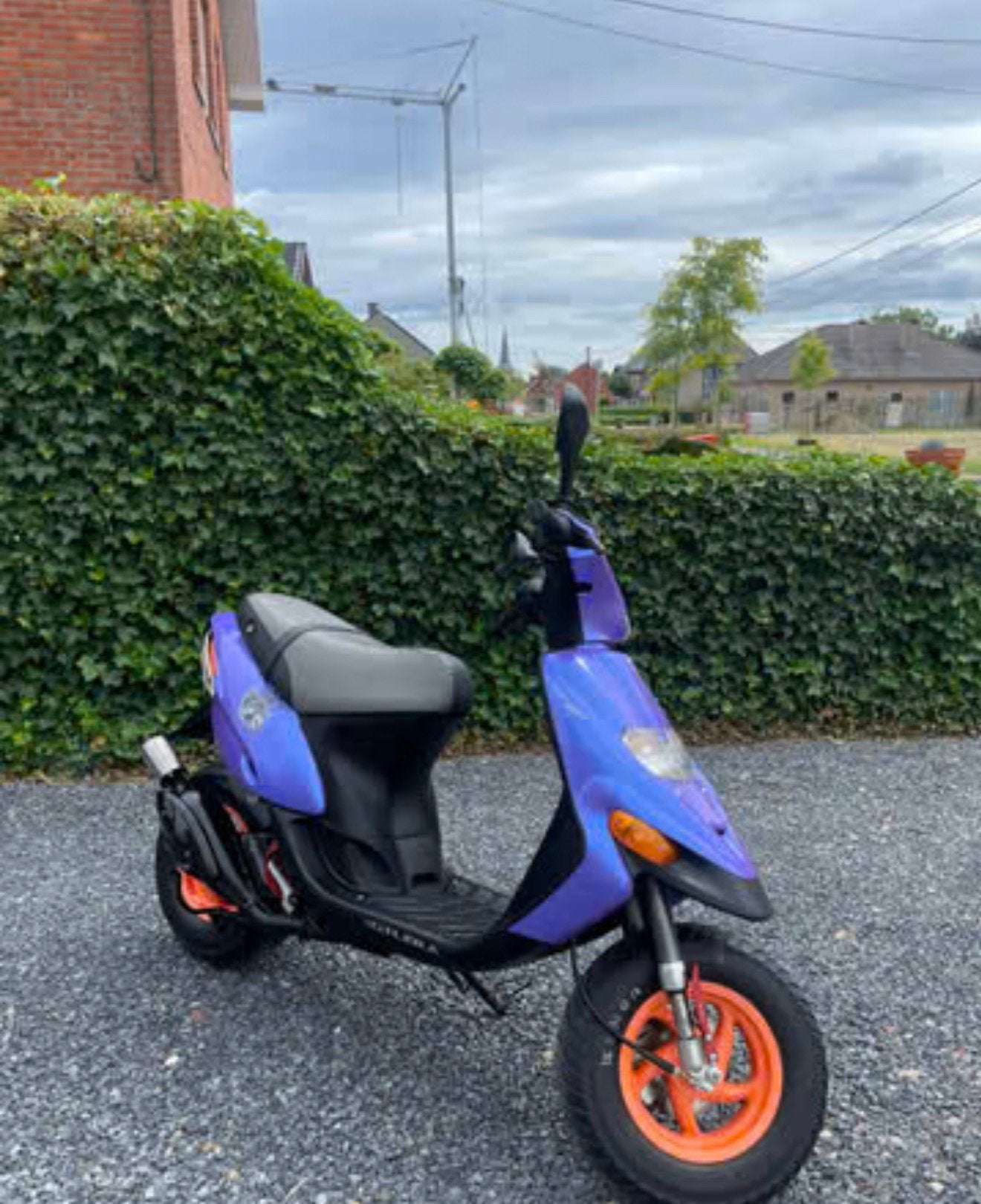 2 takt opknapscooter gezocht +-250€, Ophalen, Zo goed als nieuw, Benzine, Overige merken