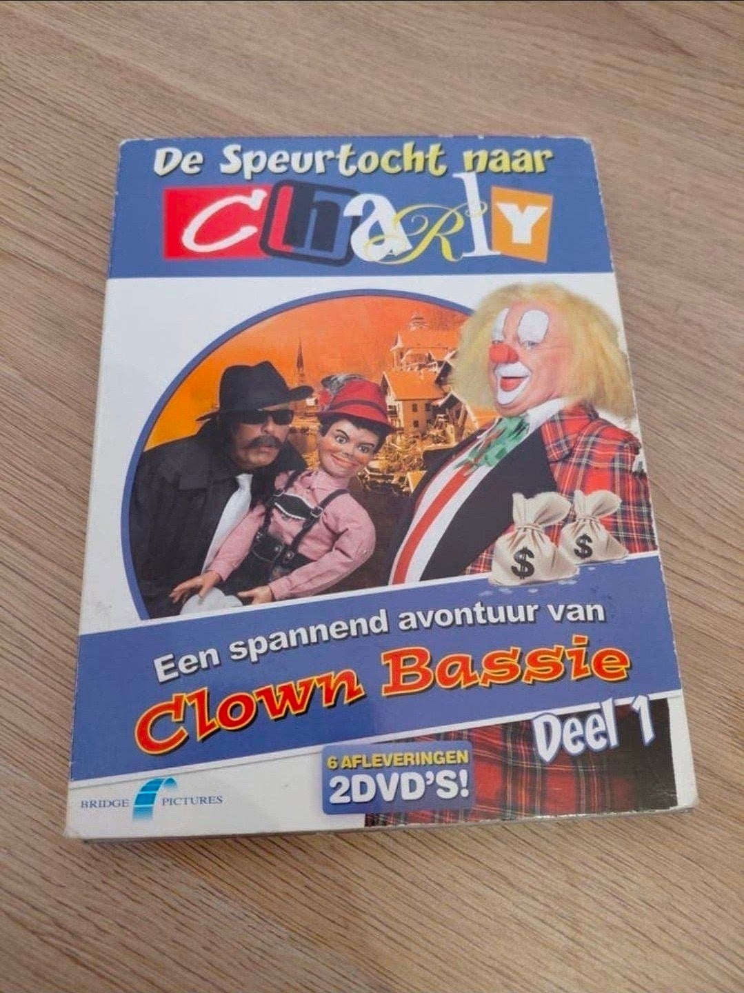 Clown Bassie (adriaan) speurtocht naar Charly deel 1 dvd., Gebruikt, Alle leeftijden, Tv-serie, Ophalen of Verzenden