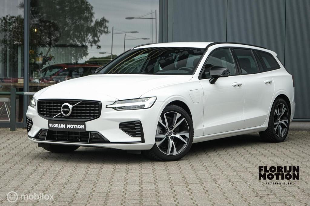 Volvo V60 2.0 T8 Recharge AWD R-Design | LED | Pilot Assist, Auto's, Automaat, Gebruikt, Euro 6, 4 cilinders