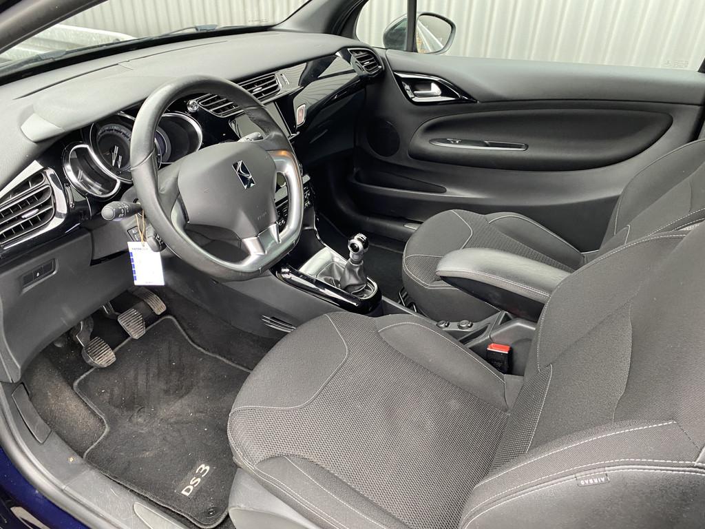 Citroën DS3 1.2 PureTech So Chic 155Dkm.NAP, Clima, Navi, C, Auto's, Stof, Gebruikt, 1199 cc, Origineel Nederlands