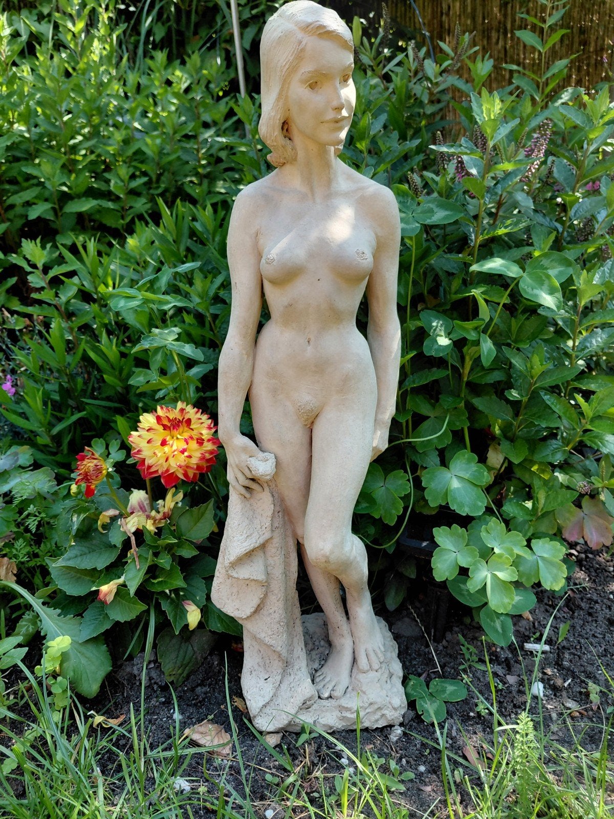 Tuinbeeld klassiek vrouw, Tuin en Terras, Ophalen of Verzenden, Steen