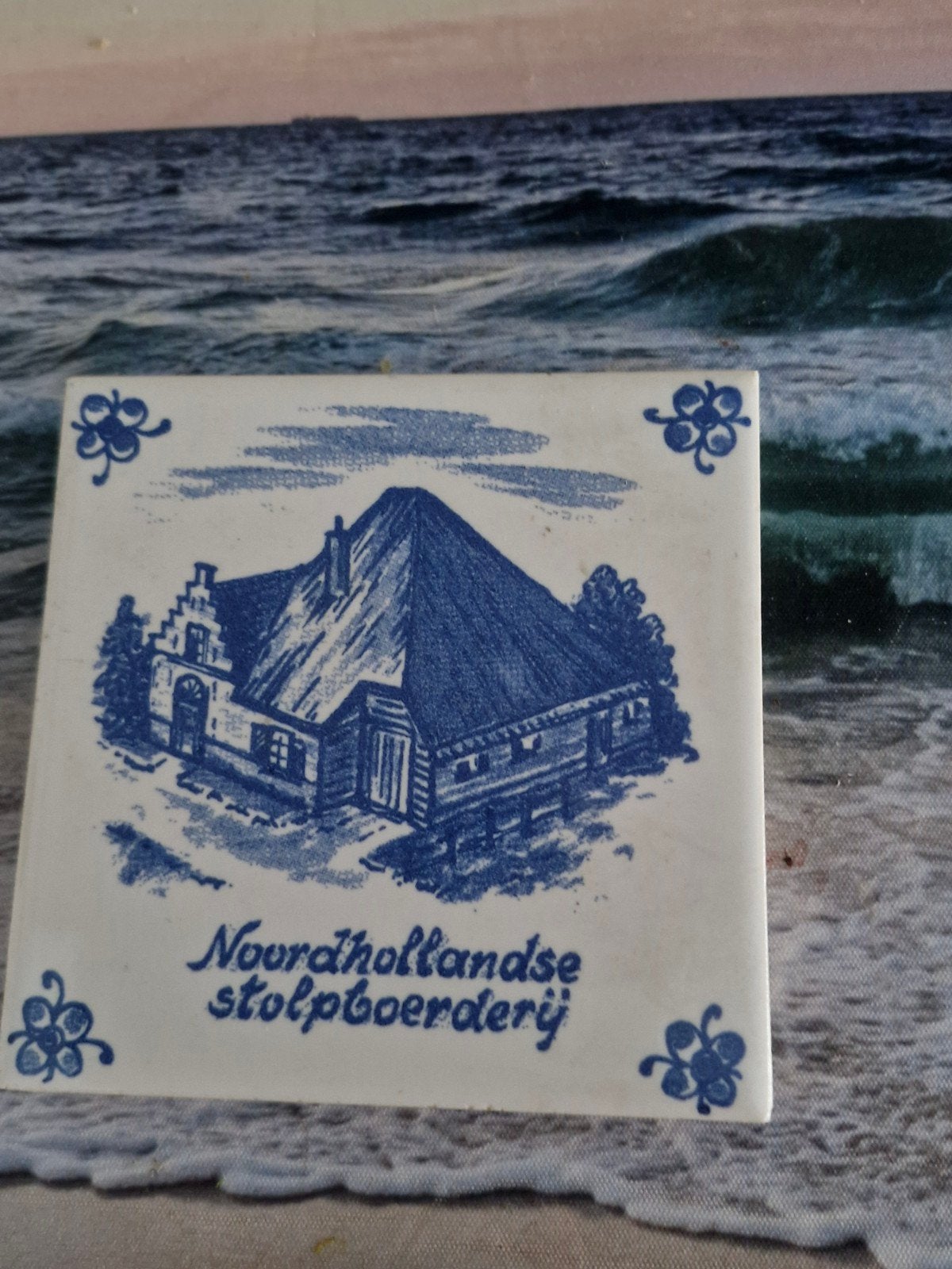 Delfts Blauw Tegeltje: Noordhollandse Stolpboerderij, Ophalen of Verzenden