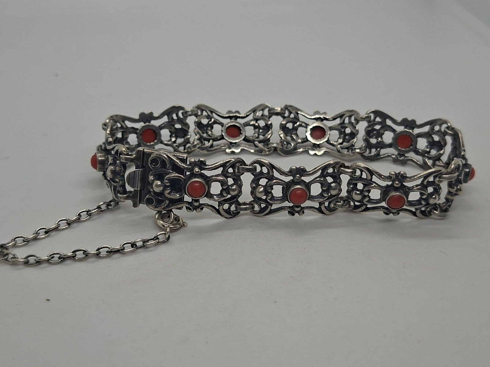 Zilveren Art Nouveau Armband 835 met Bloedkoraal, Ophalen of Verzenden, Zilver, Zilver, Met edelsteen