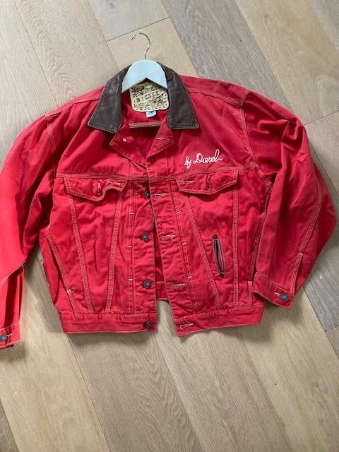 Vintage Diesel spijkerjack  Rood spijkerjas met leren kraag, Maat 38/40 (M), Verzenden, Zo goed als nieuw, Diesel