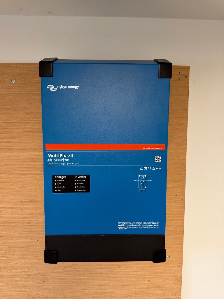 Victron Multiplus II 48V - 5000VA - 70A, Ophalen, Zo goed als nieuw, Overige merken, Overige typen