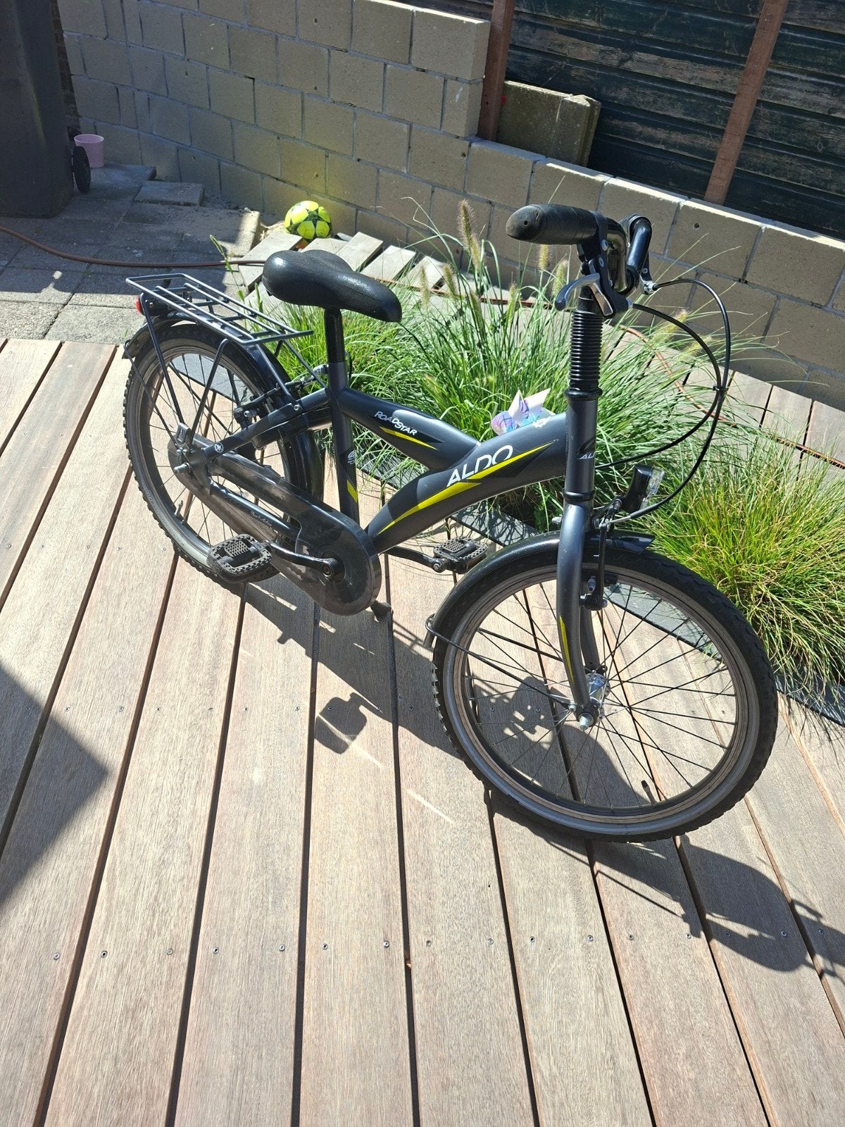 Gebruikte 20 inch jongensfiets, Fietsen en Brommers, Fietsen | Kinderfietsjes, Ophalen, Gebruikt, Aldo, Terugtraprem