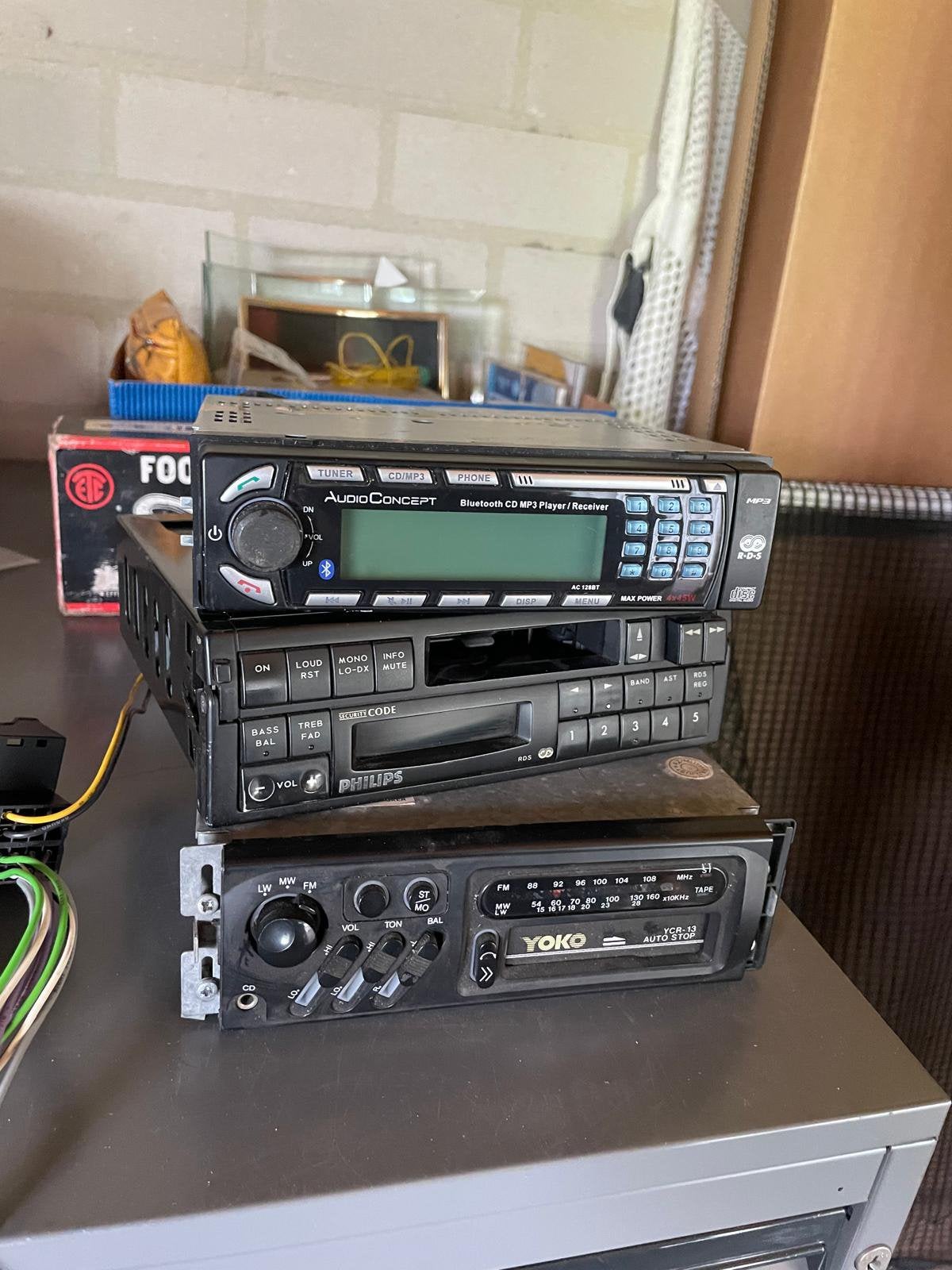 Diverse autoradio's: AudioConcept, Philips, Yoko, Ophalen, Gebruikt
