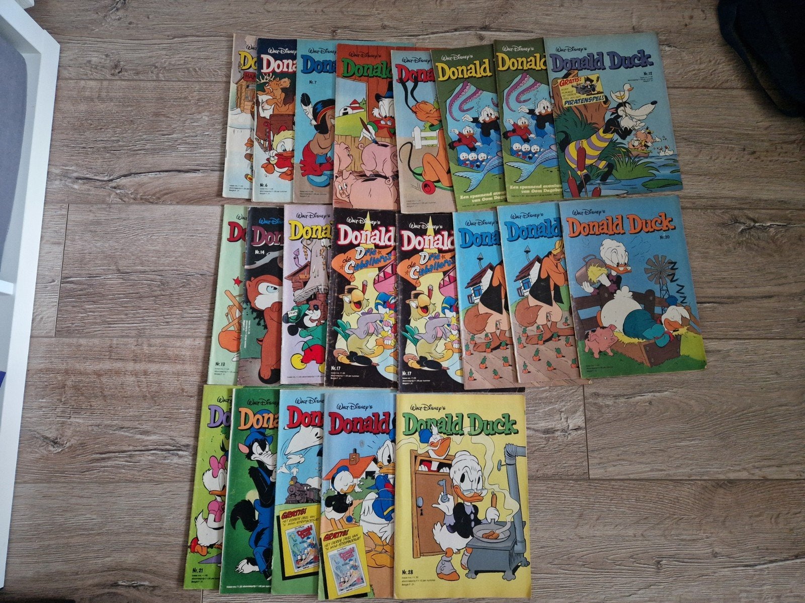 21 Donald Ducks uit 1980, Boeken, Strips | Comics, Gelezen, Europa, Ophalen of Verzenden, Meerdere comics