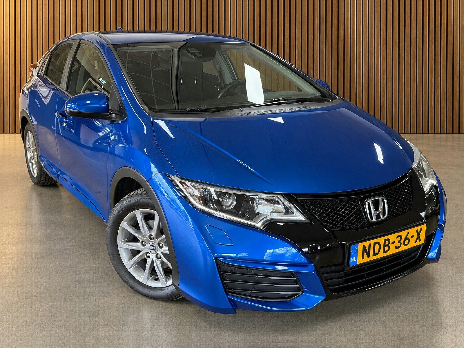 Honda Civic 1.4 Comfort Silverstone | Cruise | Sensoren | Ai, Auto's, Voorwielaandrijving, 101 pk, Gebruikt, Euro 6