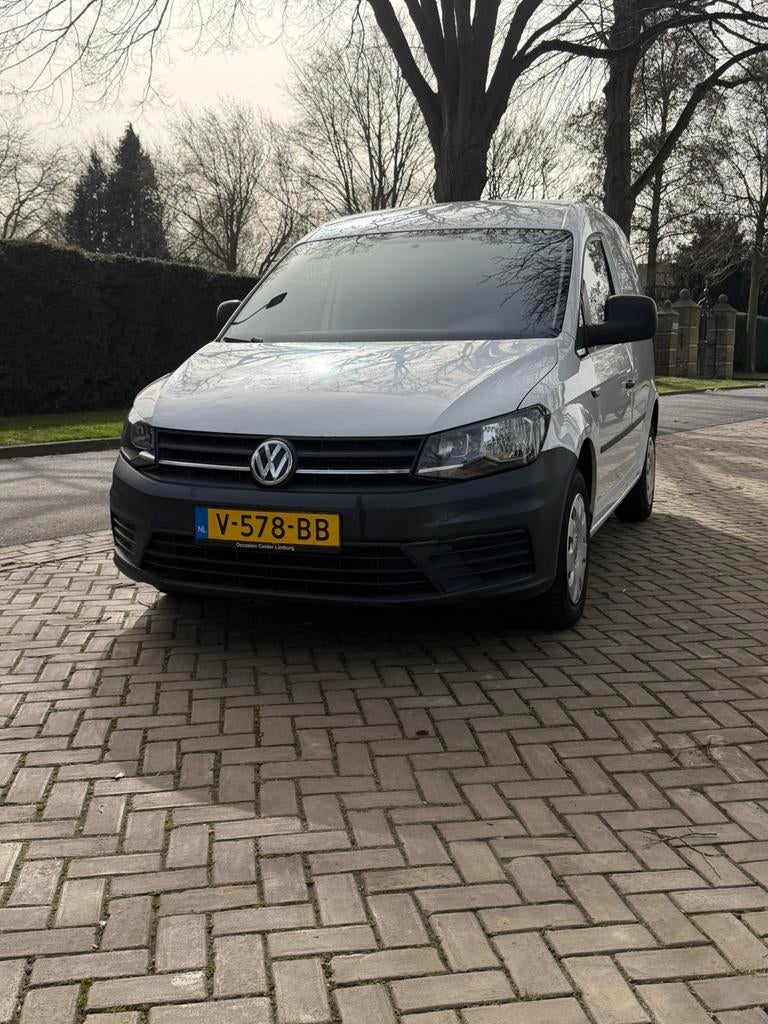 Zeer nette Volkswagen Caddy 2.0 TDI Bluemotion Addblue, Auto's, Bestelauto's, 1373 kg, 74 pk, 680 kg, 4 cilinders