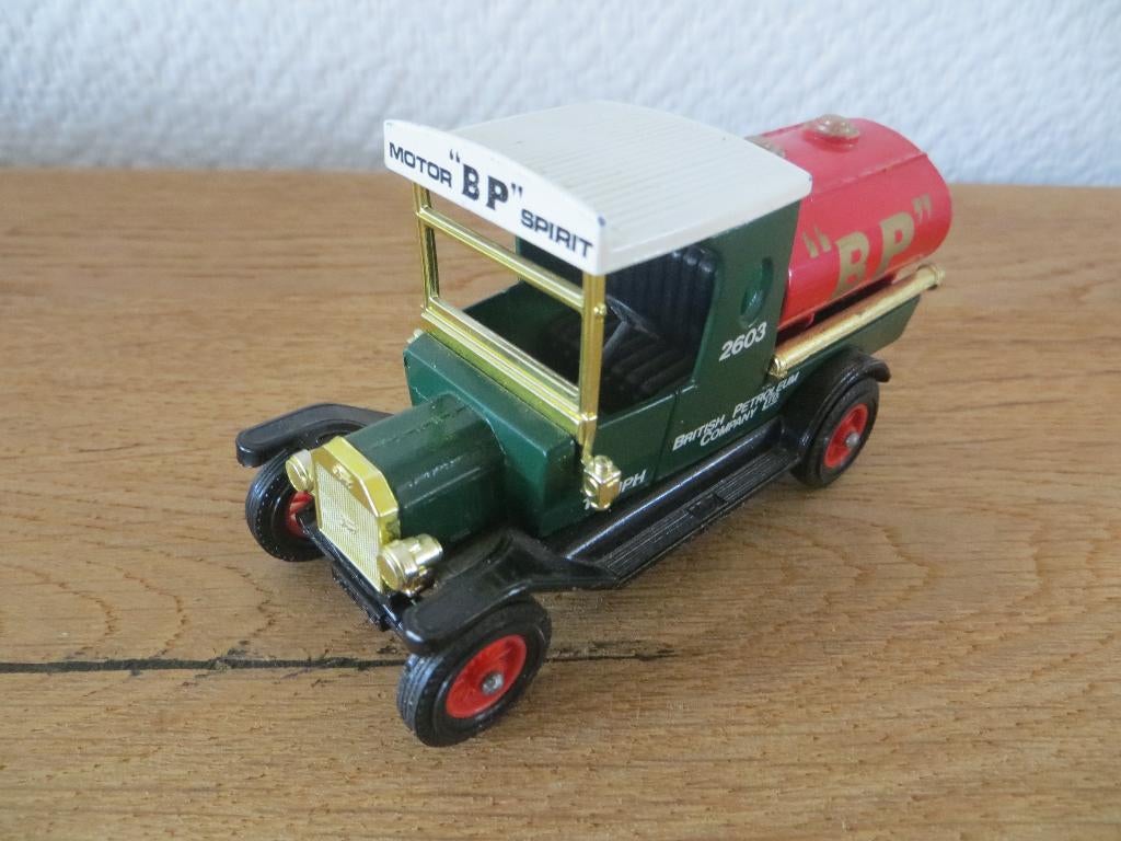 Ford Model T Tankwagen BP (1912) (Models of Yesteryear Y-12), Ophalen of Verzenden, Zo goed als nieuw, Auto
