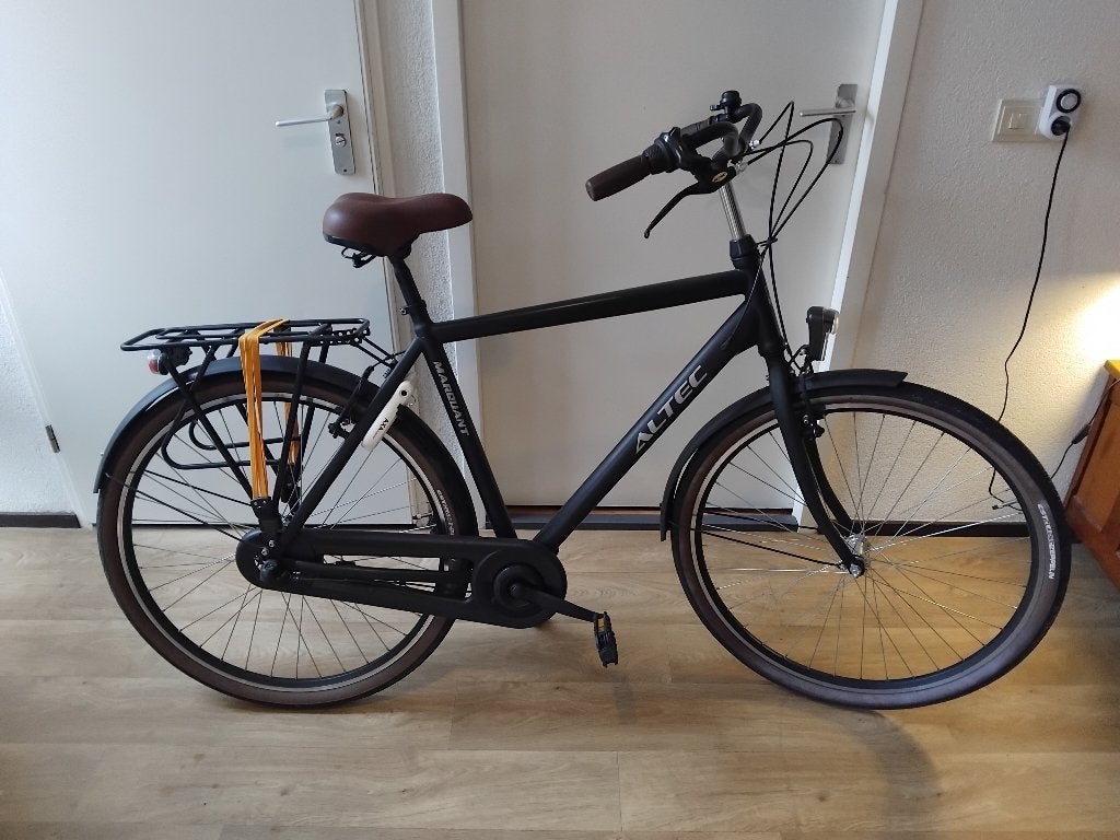 Altec Marquant 56 cm herenfiets (nieuwstaat)., Fietsen en Brommers, Versnellingen, Zo goed als nieuw, 53 tot 57 cm, Ophalen