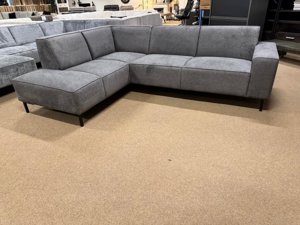 Hoekbank Enzo L-260 X 195 Grijs stof Direct/LeverbaarE-2240, Ophalen, 250 tot 300 cm, #Hoekbank#Loungebank#Seats#Banken#Meubel#Wonen