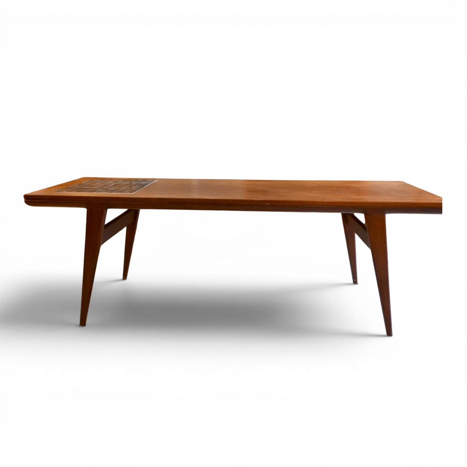 Deens Design Salontafel met Tegeltableau Knud L Nielsen ‘60, Huis en Inrichting, Ophalen, 100 tot 150 cm, Deens Design, 50 tot 100 cm
