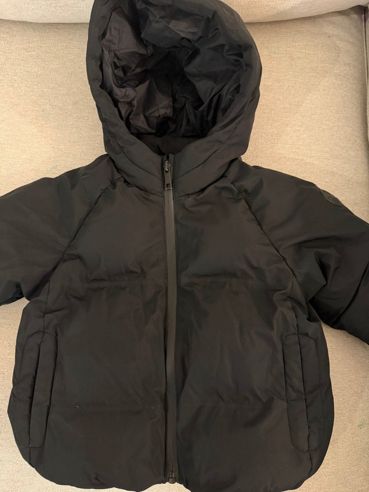 Zwarte Zara winterjas voor baby's - Maat 86 (18-24 maanden), Ophalen of Verzenden, Zo goed als nieuw, Jongetje of Meisje, Jasje