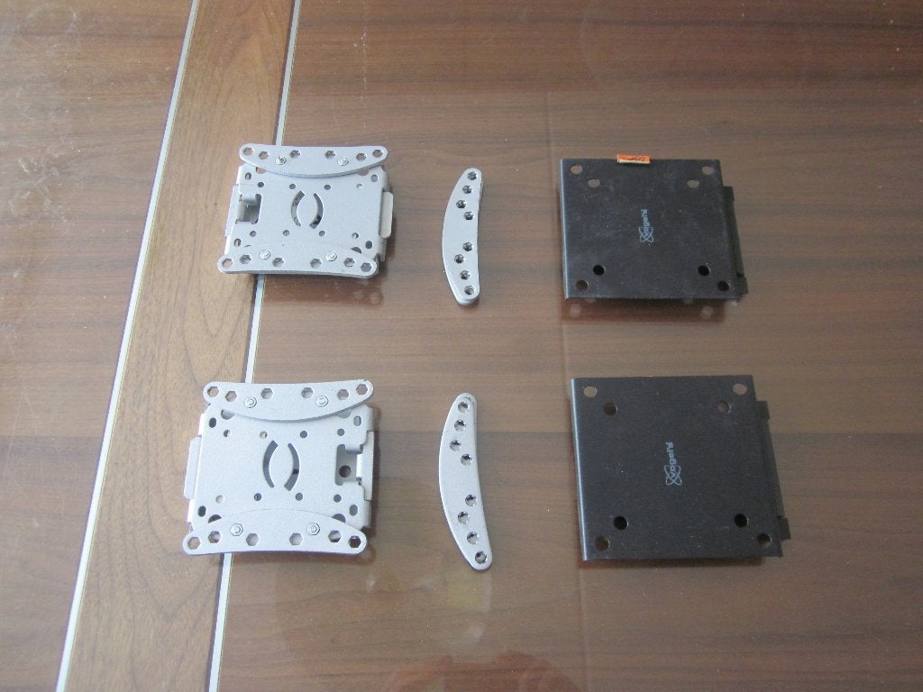 muurbeugel monitor, Computers en Software, Monitoren, Vogel, Ophalen of Verzenden, Zo goed als nieuw, Overige typen