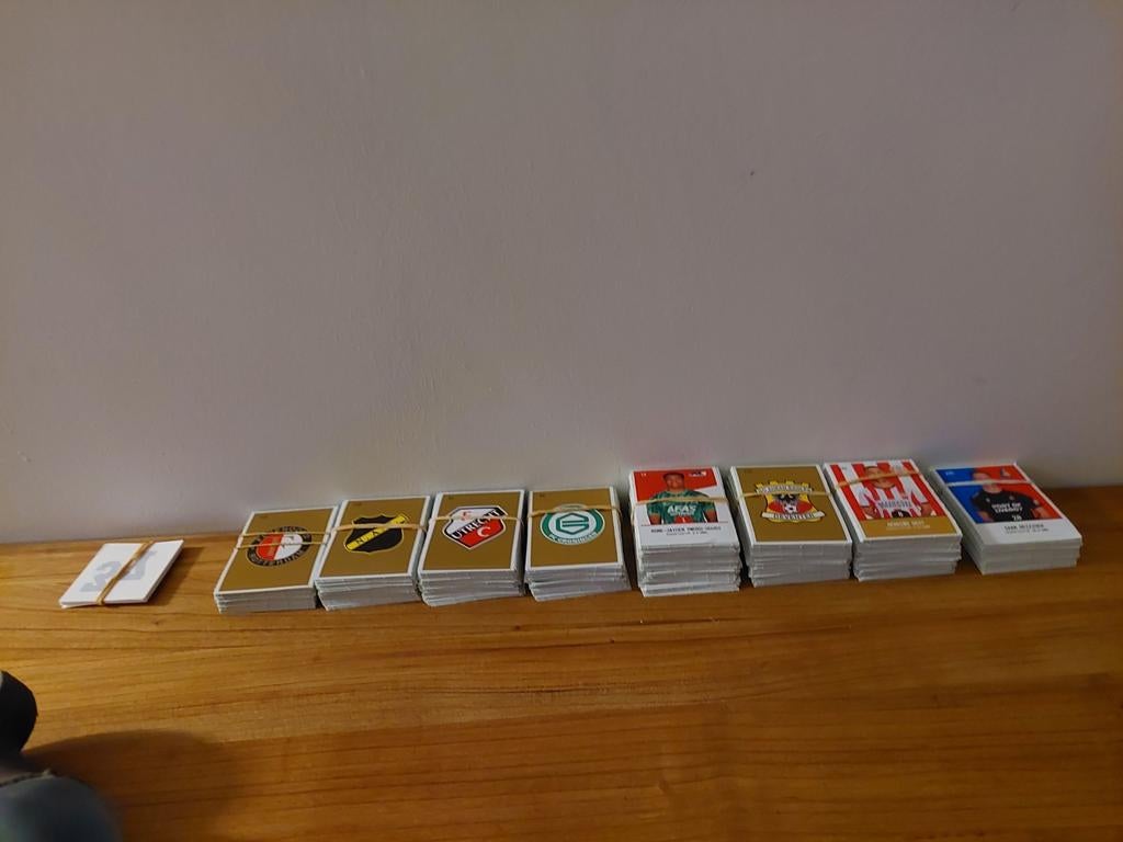 Voetbal plaatjes van de plus., Verzamelen, Supermarktacties, Plus, Ophalen of Verzenden