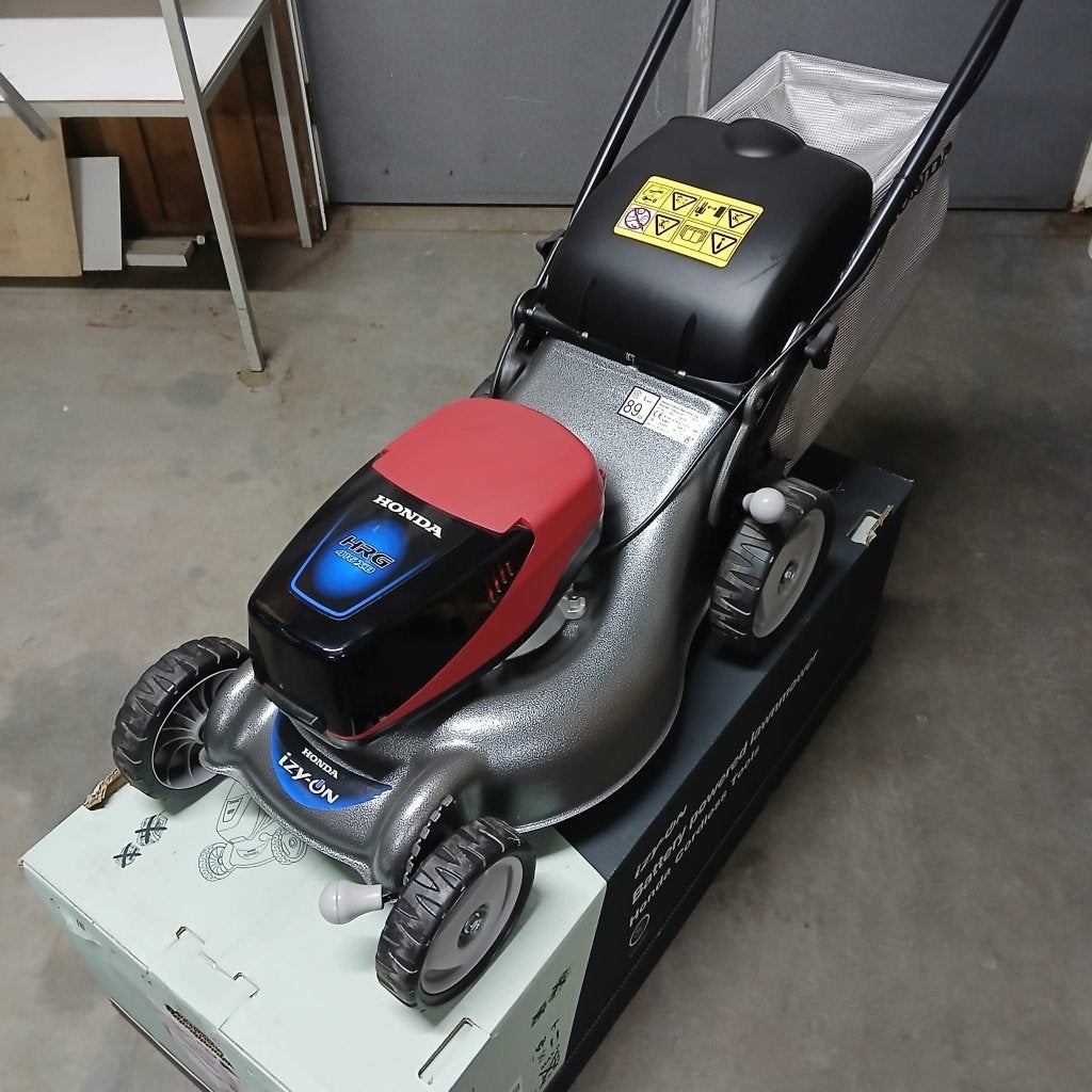 Nieuwe Honda HRG 416 XB grasmaaier accu Overjarig model, Tuin en Terras, Grasmaaiers, Ophalen, Cirkelmaaier, Honda, Accu-grasmaaier