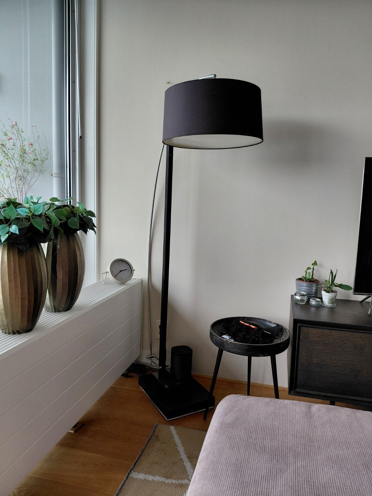 Vloerlamp  booglamp met zwarte kap en chrome boog, Ophalen, Gebruikt, 150 tot 200 cm
