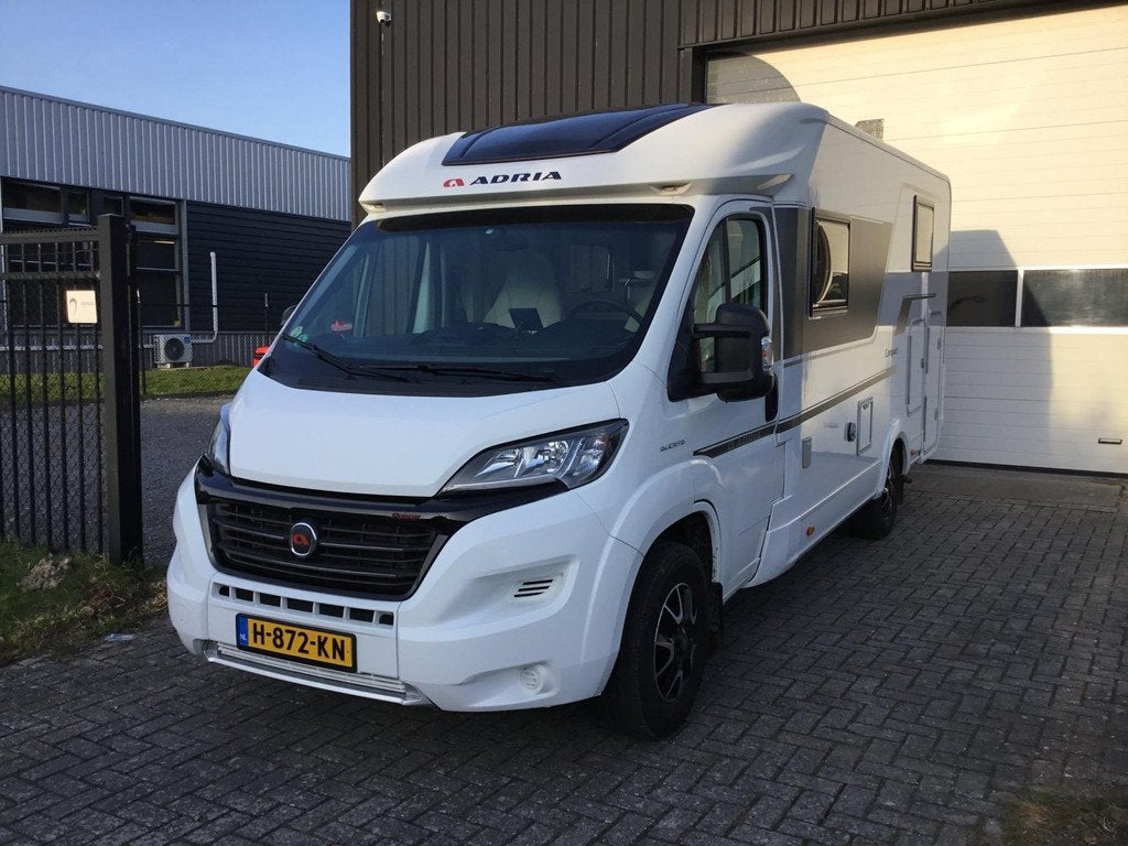 Adria COMPACT SL AUTOMAAT, Automaat, Airbags, De gouwe 51
8253PA  Dronten, NL, Bedrijf