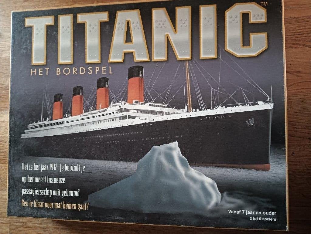Titanic Het Bordspel, Ophalen of Verzenden, Zo goed als nieuw