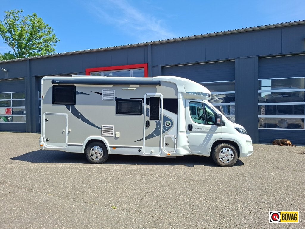 Chausson 627 Titanium Line ENKELE BEDDEN + HEFBED, Automaat, Startonderbreker, Fiat, Diesel