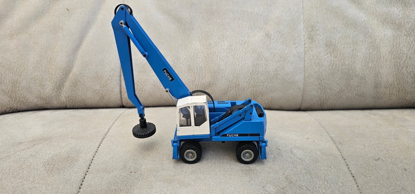 FUCHS MHL350 overslagkraan met magneet schroot grijperConrad, Hobby en Vrije tijd, Ophalen of Verzenden, Zo goed als nieuw, Hijskraan, Tractor of Landbouw