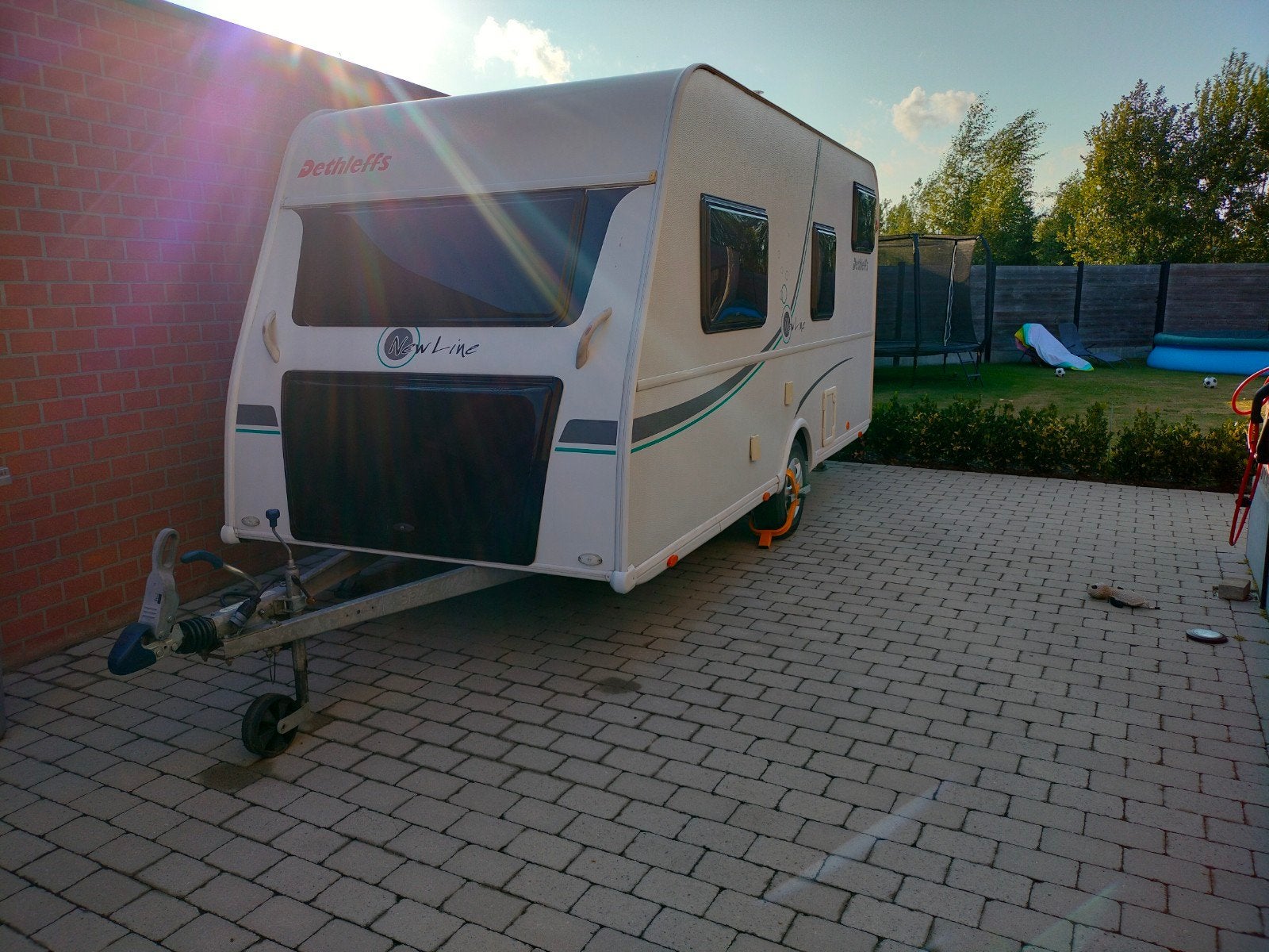 dethleffs 410 TK 2012, Rondzit, Vast bed, 750 - 1000 kg, Particulier