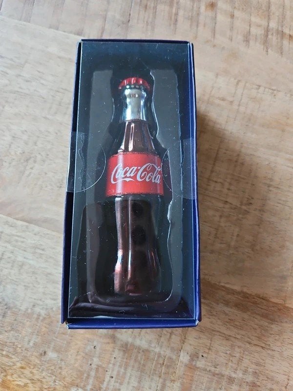 Nieuwe coca cola glazen kerstbal/ kersthanger, Ophalen of Verzenden, Nieuw