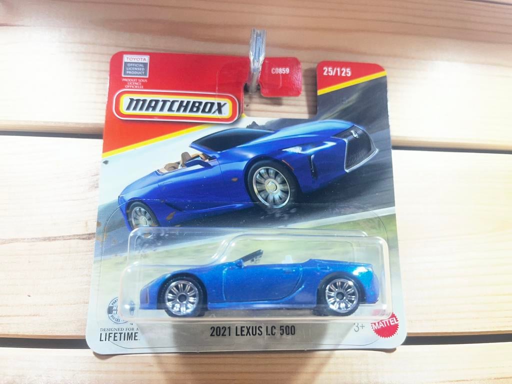 Lexus LC 500 cabriolet matchbox, Hobby en Vrije tijd, Modelauto's | Overige schalen, Zo goed als nieuw, Auto, Ophalen of Verzenden