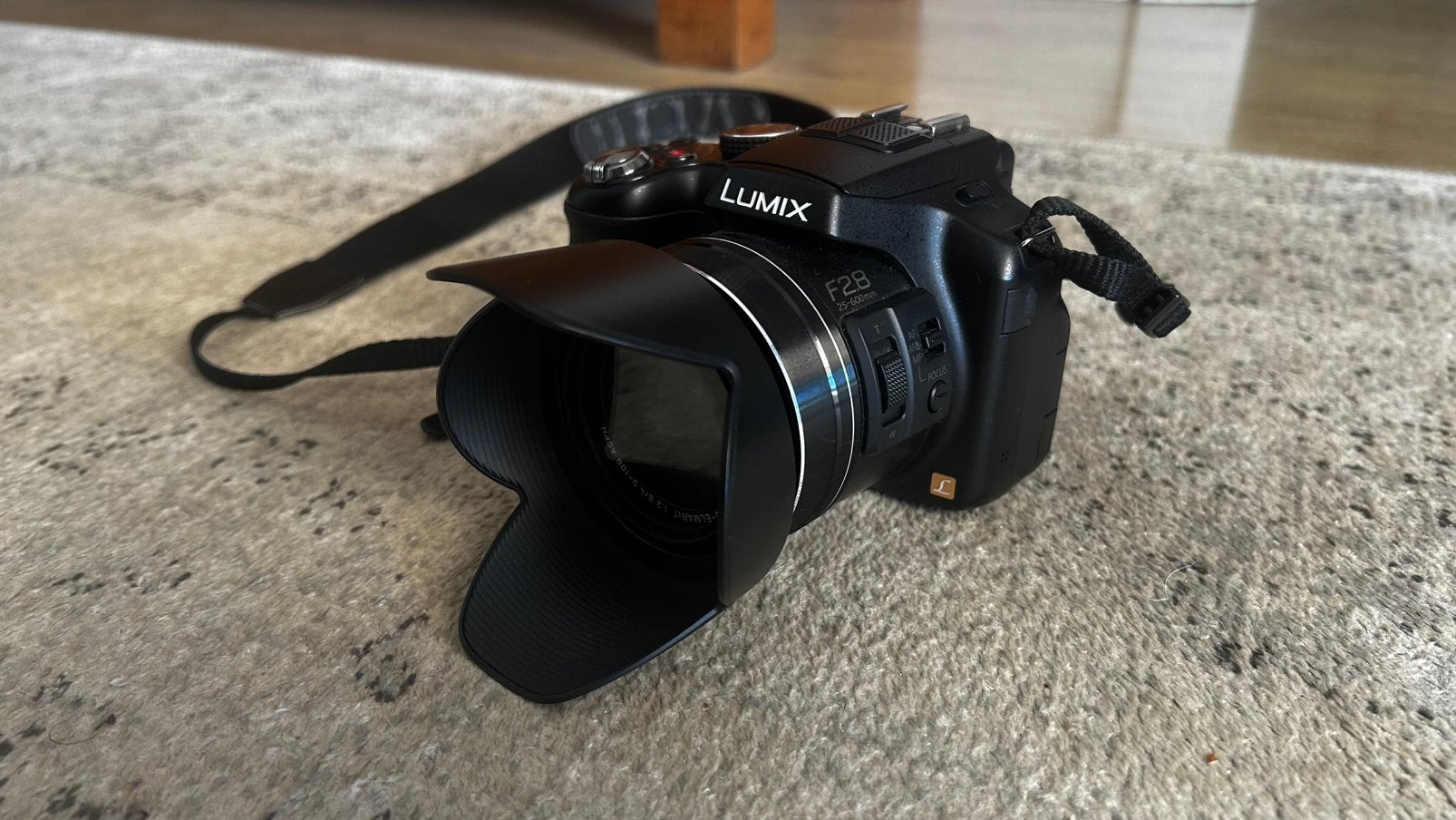 Panasonic Lumix DMC-LZ200, Panasonic, Ophalen of Verzenden, Zo goed als nieuw, Draagriem