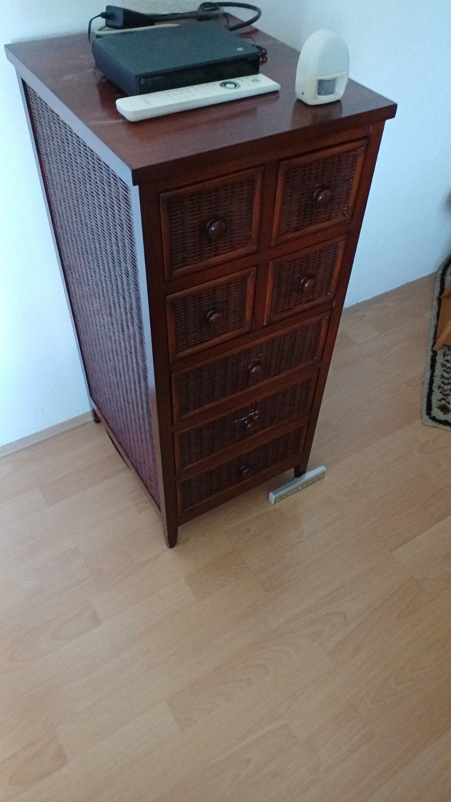 Mooie houten ladekast, Ophalen, 50 tot 100 cm, Zo goed als nieuw, Minder dan 100 cm