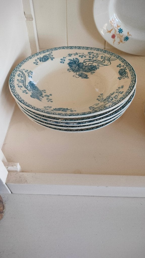 Mooi oud decoratief Frans servies, Ophalen