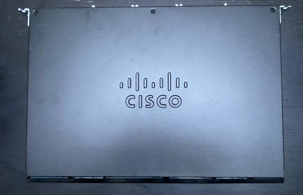 Cisco 2911 ISR Router met Voice kaarten, Computers en Software, Routers en Modems, Ophalen of Verzenden, Gebruikt, Router, Cisco