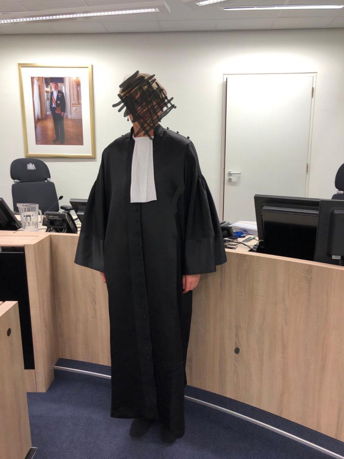 Handgemaakte rechters toga - De Togamaker Amsterdam, Ophalen of Verzenden, Zo goed als nieuw