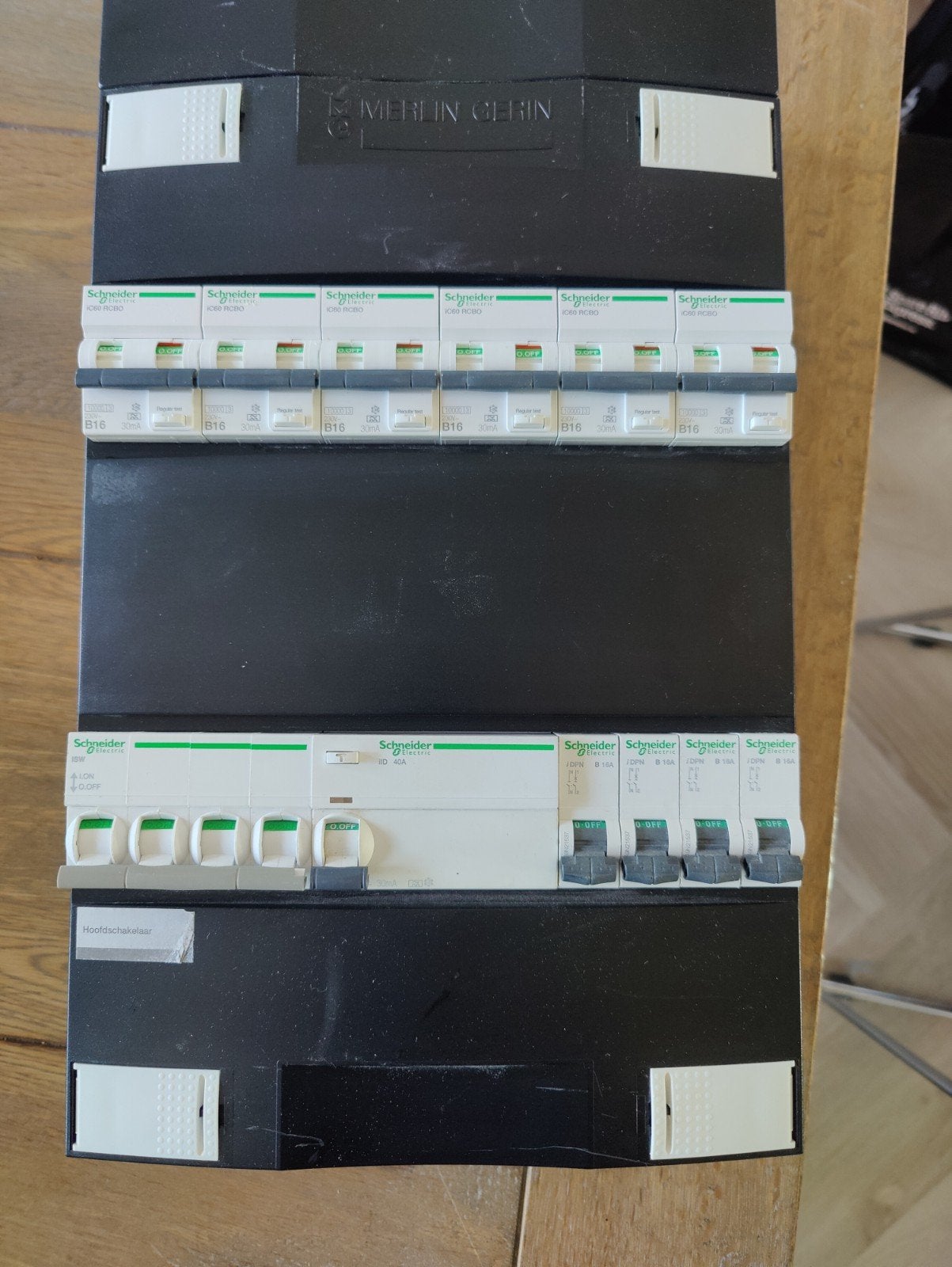 Schneider / Merlin Gerin Groepenkast 3 fase / 10 groepen, Ophalen of Verzenden, Zo goed als nieuw, Schneider Electric, Groepenkast