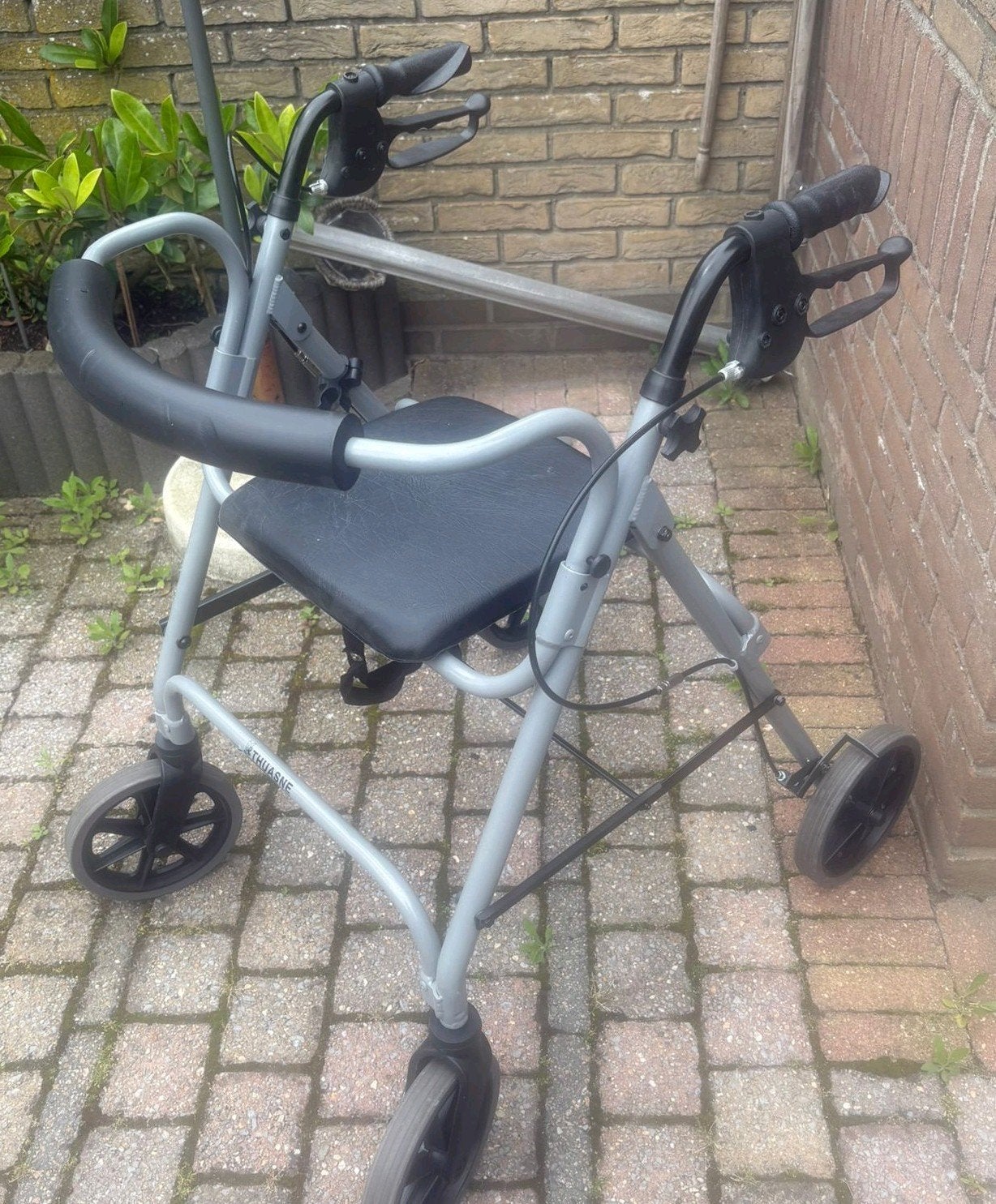 Tegen elk aannemelijk bod: rollator, Ophalen, Gebruikt