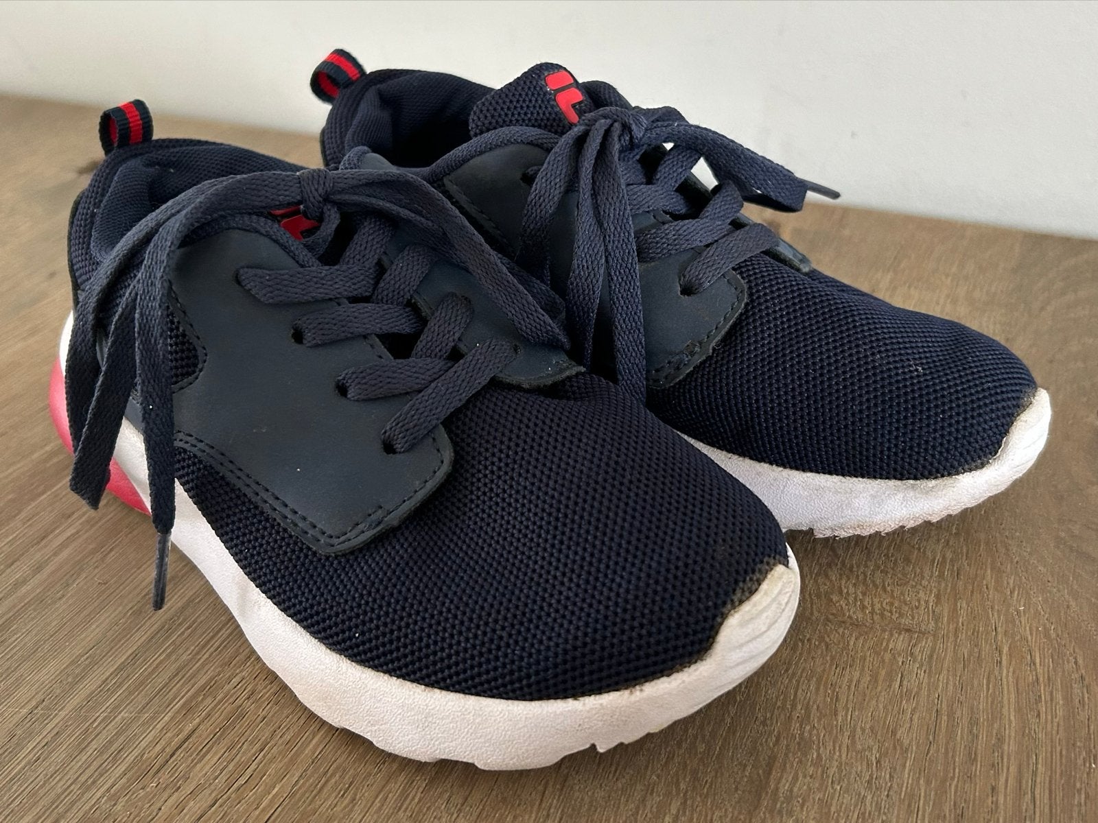 Fila Sportschoenen Maat 31 - Blauw/Rood, Gebruikt, Ophalen of Verzenden, Jongen of Meisje, Sportschoenen