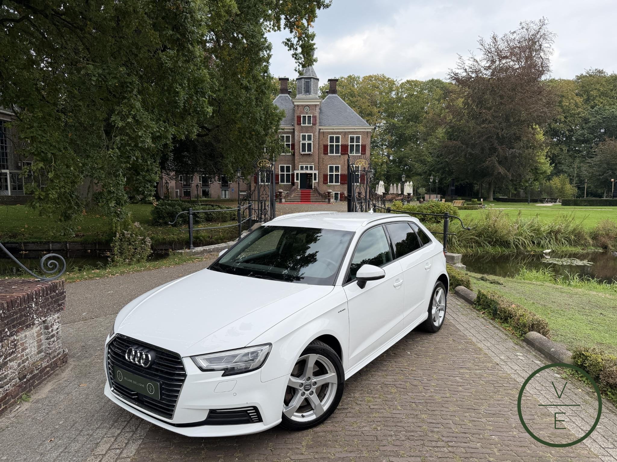 Audi A3 Sportback 1.4 e-tron Sport | Virtual Cockpit | Adapt, Auto's, Stof, Gebruikt, 4 cilinders, Wit