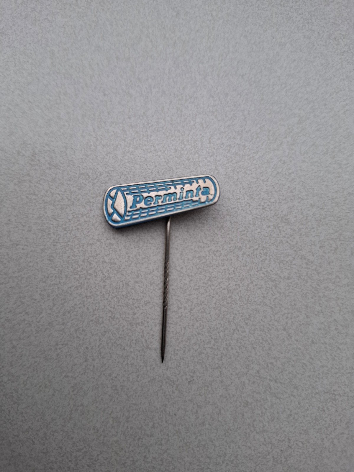 Vintage speldje pin prikker steekspeld Perminta, Verzamelen, Speldjes, Pins en Buttons, Ophalen of Verzenden